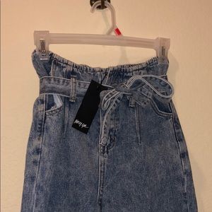 BRAND NEW-NASTY GAL- Knot jeans✨💕